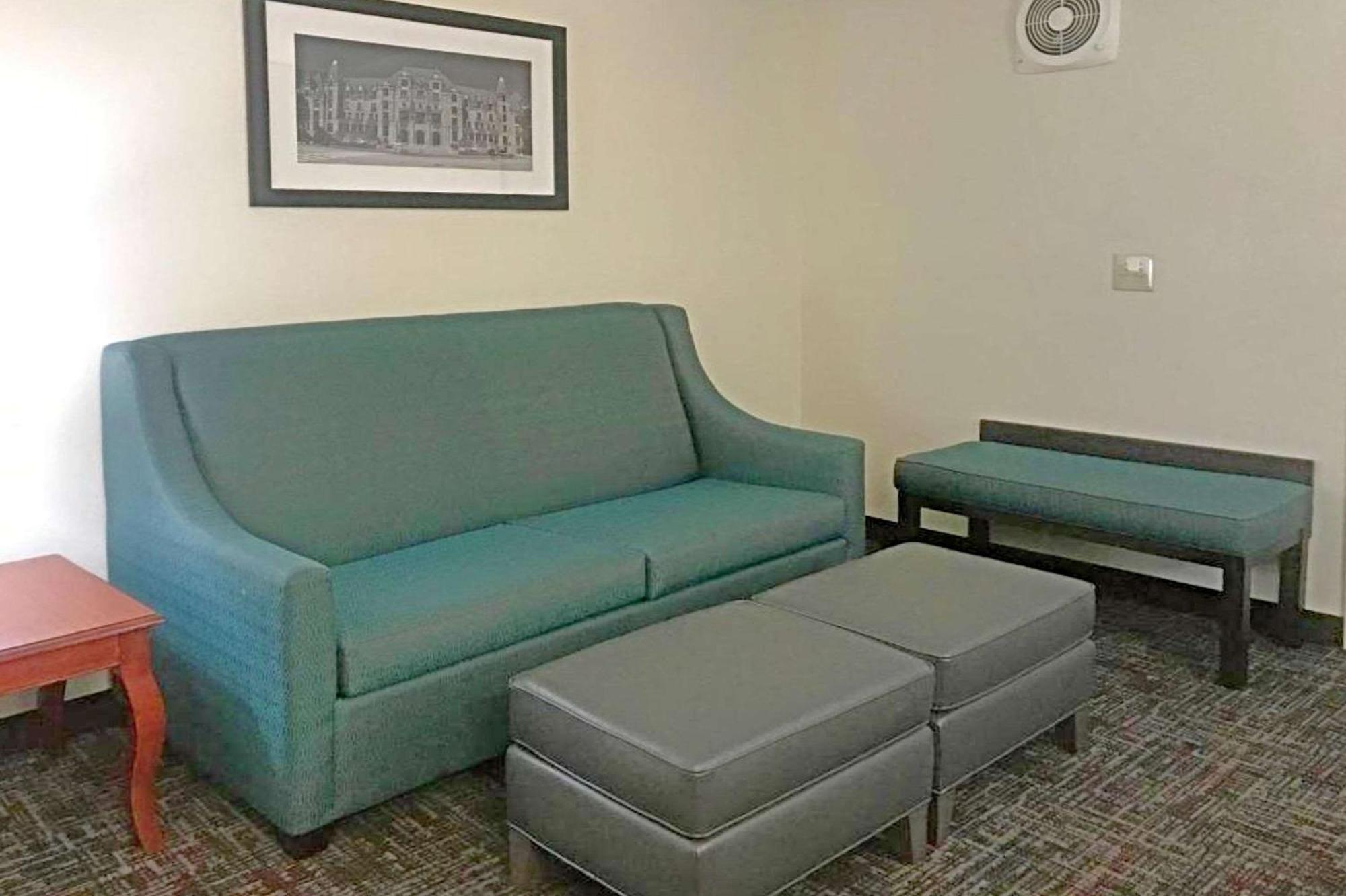 Rodeway Inn & Suites O'Fallon Ngoại thất bức ảnh